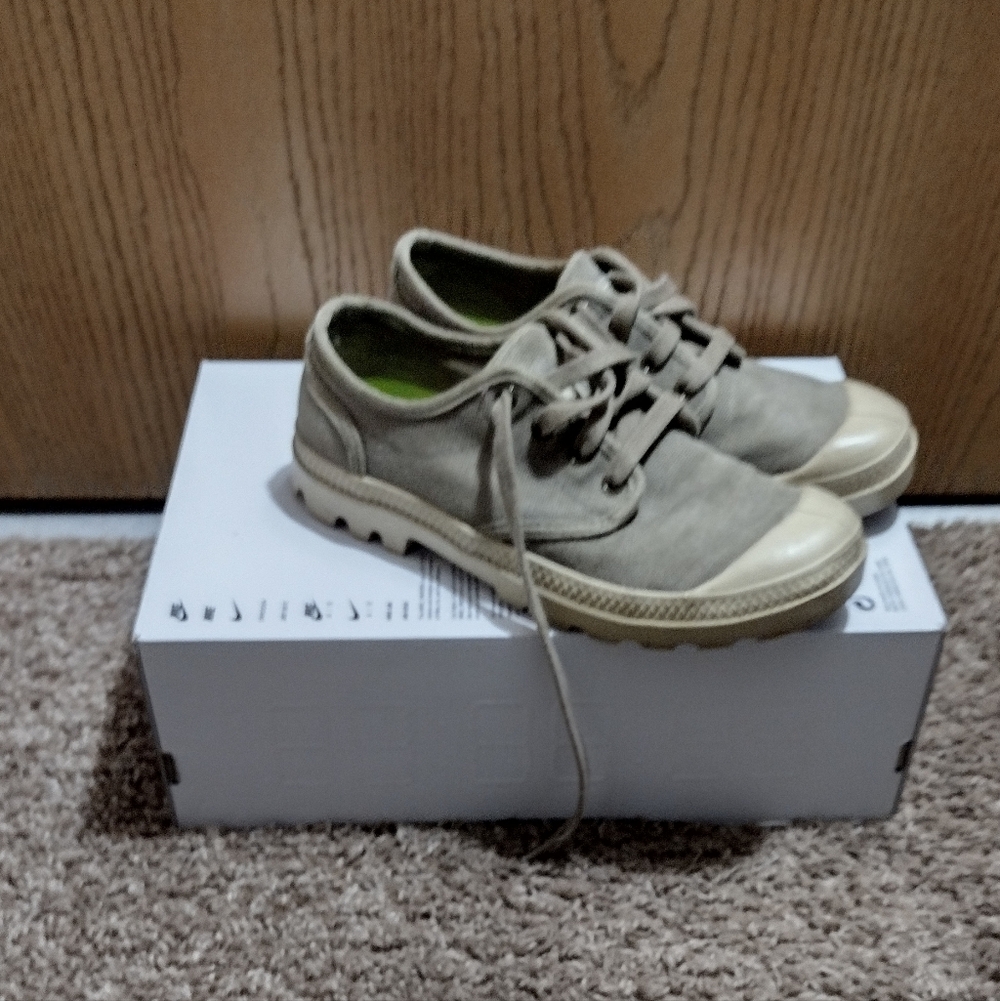 Palladium Military Canvas Low Top Women's Shoes Size 8 - Picture 2 of 9